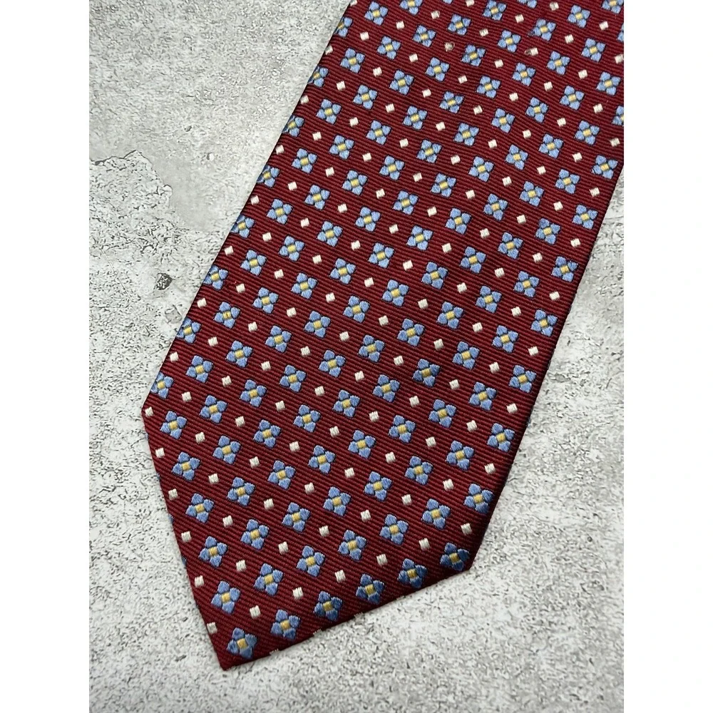 Jos. A. Bank 100% Silk Tie Mens One Size Red Floral Pointed Executive‎ Necktie